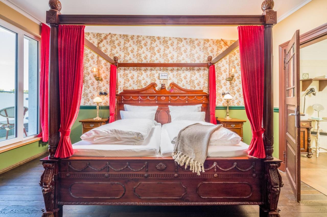 Parkhotel Йевер Экстерьер фото