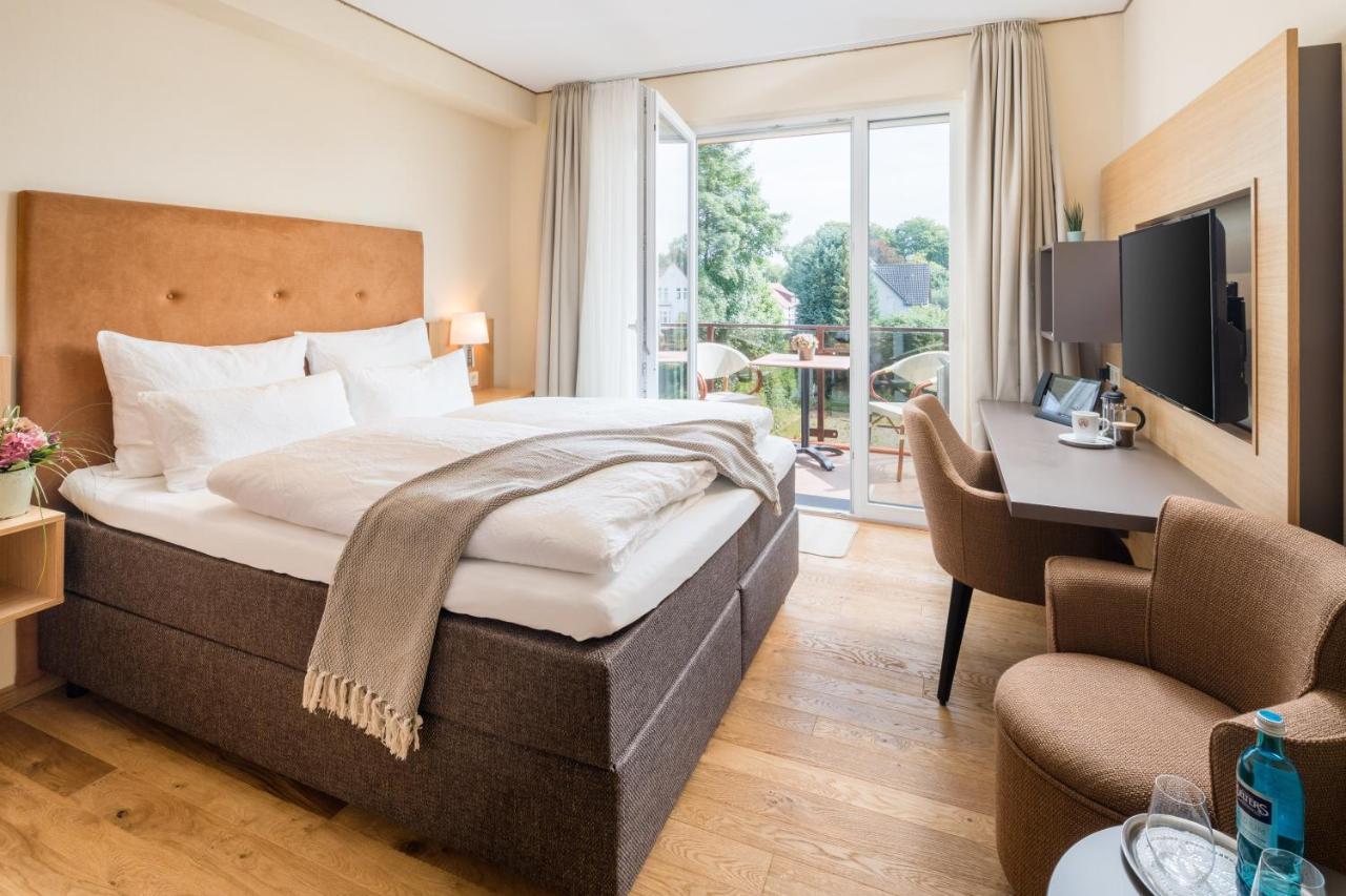 Parkhotel Йевер Экстерьер фото